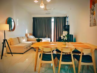 Bali-style 2Bedroom Beacon Georgetown WL - George Town - 0