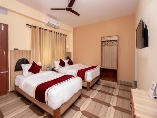 The Country Yard - 9