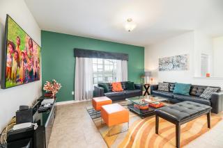 Lost in Paradise-Cozy Townhouse, private heated pool, BBQ - Kissimmee - 4