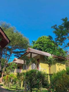 Khao Sok Jungle Huts Resort - 0