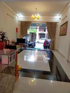 Rose - Hue - 1