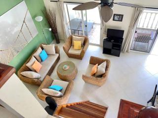 The Cove Apartment Second Floor 5C - 0