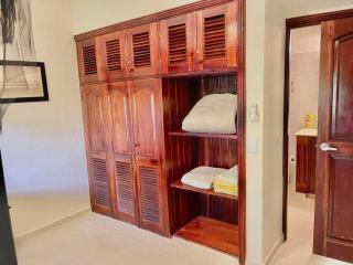 The Cove Apartment Second Floor 5C - 5