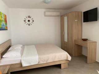 Dajkovic Apartmani - Bar - 6