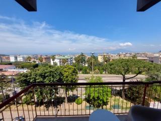 Mistral Luxury Suites - 8