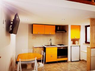 Guru House B&B Apartments - Milazzo - 2