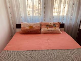 Sunny Apartment - With FREE dedicated parking garage - 5