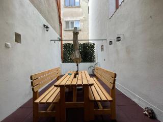 Central apartment w/ fire place - ground floor - Bucarest - 8