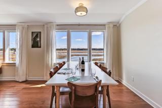 Marsh Front Deck Home - Fernandina Beach - 3