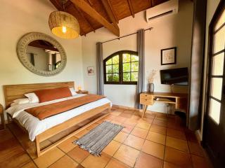 The Paradise Peak Adults only - 6