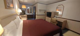 Twin Pine Motel - Tipton - 2