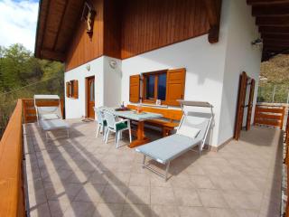 Chalet nel bosco con lago e panorama mozzafiato - Lagolo di Calavino - 7