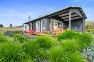 Kaitipu - Papamoa Hills Holiday Cabin - - 0