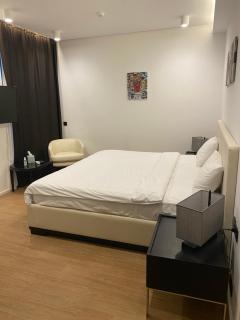 Sea Breeze White Villas - 4