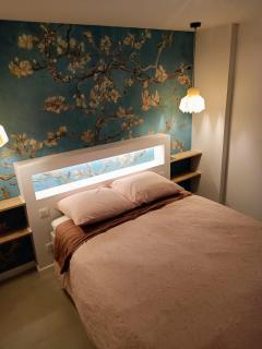 Superbe T2 avec grande terrasse en centre ville à 5 min à pieds des Arènes de Nîmes - 0