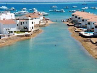Genius villa with own beach and pool - 4