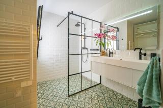 CAN MARTINEZ Calella Beach Boutique Apartment - Calella - 7