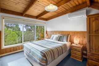 Lorne Bush House Cottages & Eco Retreats - 2
