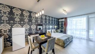Briz Beach Apartments - 7