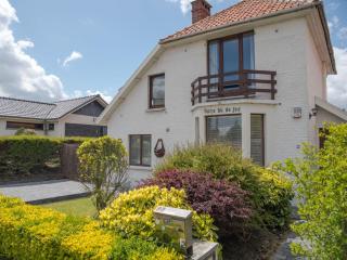 Villa Hutje bij de Zee by Interhome - Bredene - 0