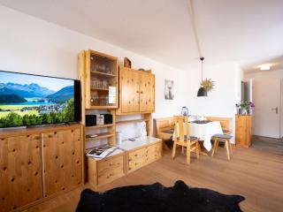 Apartment Chesa Corvatsch 211 - Champfer by Interhome - Champfer - 4