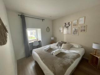 Séjour détente - Appart'hôtel n 1 avec jaccuzi, piscine et petit-déjeuner - Chouzelot - 7