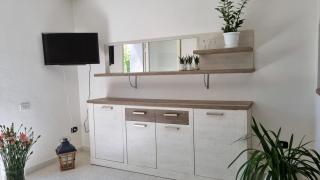 Appartamento in villa con veranda privata e parcheggio gratuito - Olbia - 6