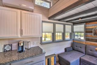 Blairsville Tiny Home with Covered Furnished Deck! - Blairsville - 1