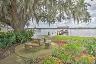 Picturesque Retreat on St Johns River and Docks - Georgetown - 8