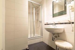 Ferienwohnpark Immenstaad am Bodensee Zwei-Zimmer-Apartment 55 12 - 4