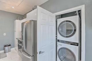 Modern Las Vegas Home with Patio 10 Mi to The Strip - 6