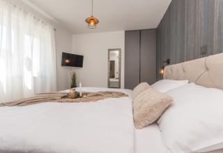 MariLu Luxury Apartments - 6