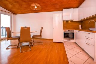 Apartment Mira - Primošten - 8