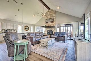Boat Dock and Scenic Decks Lake of the Ozarks Gem - Sunrise Beach - 7