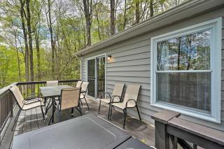 Waterfront Cottage with Boat Dock and 3 Decks! - Bracey - 2