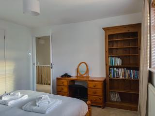 Bright & Cosy - Jacuzzi - Log Burner - King Beds - Tangmere - 2