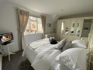 Country cottage with private garden close to beach - St Mary - 1