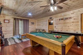 Livin' Lodge, Hot Tub, WIFI, 560 FREE tickets each paid day, Pool Table, WIFI! - 6