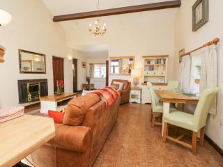 Topiary Cottage - 4