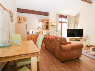 Topiary Cottage - 3