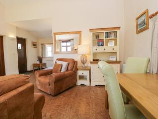 Topiary Cottage - 2