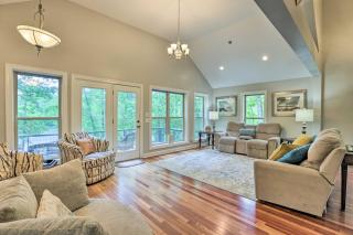 Lakefront Jacksons Gap Home with Deck, Dock and Views - Jacksons Gap - 6