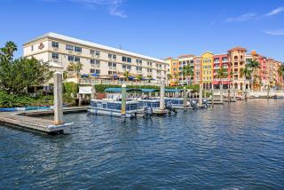 Bayfront Inn 5th Avenue - Naples - 5