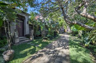 Ubud Raya Villa - Ubud - 2