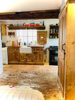 The Beehive, ground floor apartment in Norfolk, no shared amenities - 7
