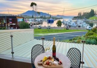 Vista Marina - 2 bedroom Apartment - Amazing views & location - Bermagui - 1