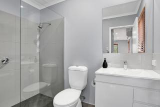 Unit 2 of 6 Indigo Avenue Rainbow Beach - 1