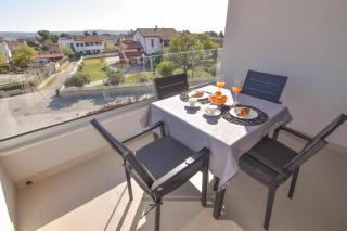Luxury apartment Punta with sea view and swimming pool - Premantura - 1