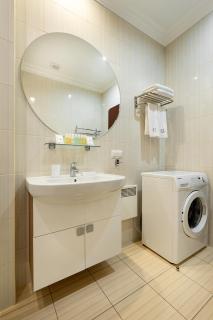 Greguar Hotel by UHM - 5