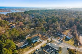 Turtle Shack - Ocean Isle Beach -Whole Beach House - Ocean Isle Beach - 4